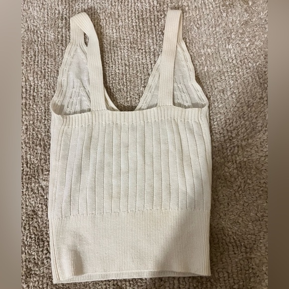 Aritzia Wilfred cream knit tank - Picture 5 of 5